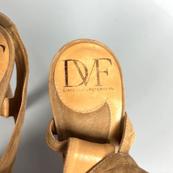 DIANE VON FURSTENBERG Zia Camel
Suede Slingback Platform Sandals Heels US 8 - Picture 13 of 16